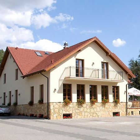 Dworek Biesiadny Radzewice Luaran gambar