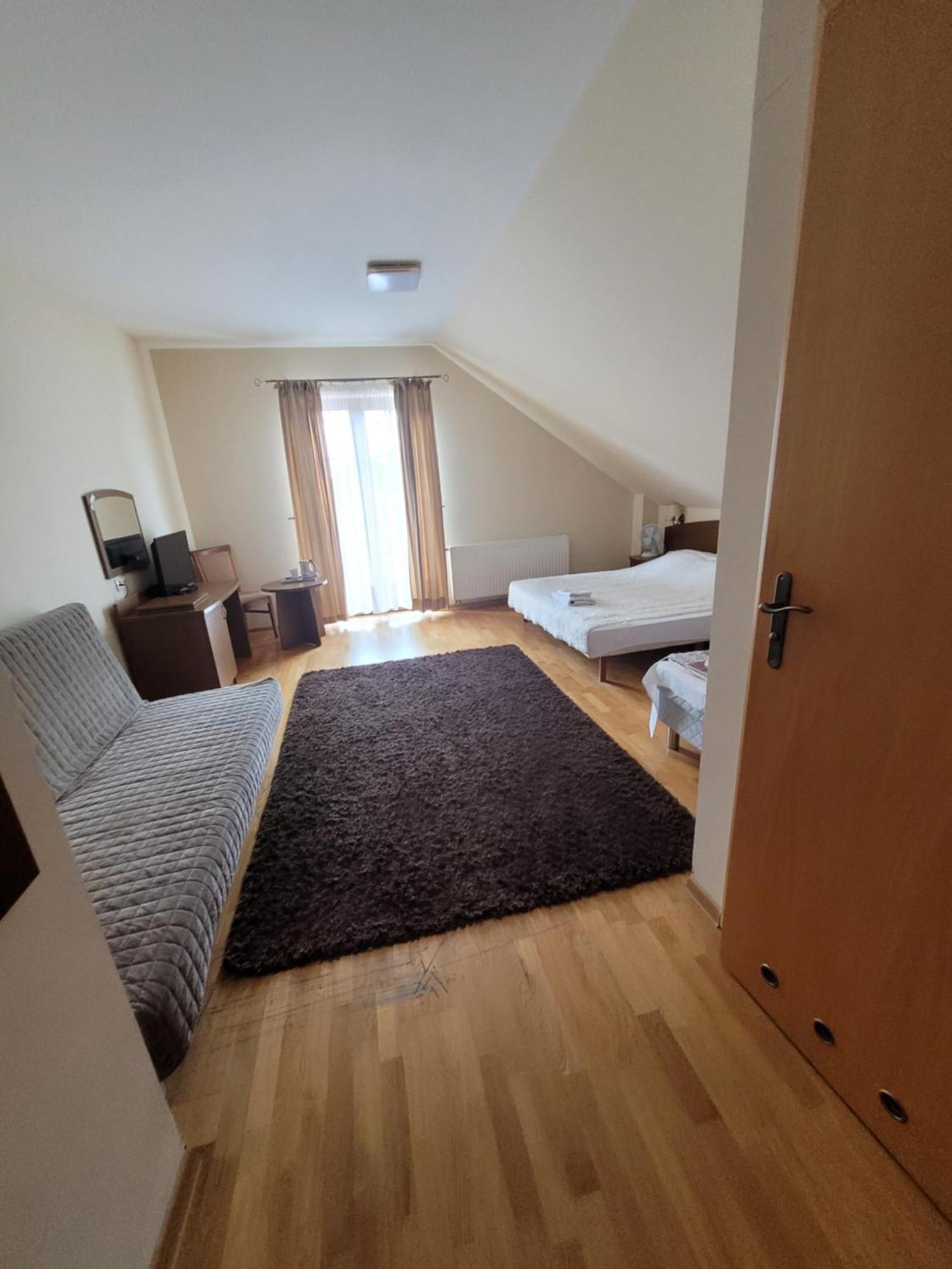 Dworek Biesiadny Radzewice Luaran gambar