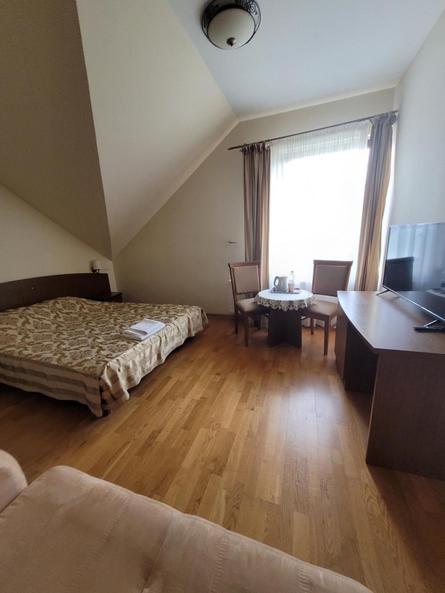 Dworek Biesiadny Radzewice Luaran gambar