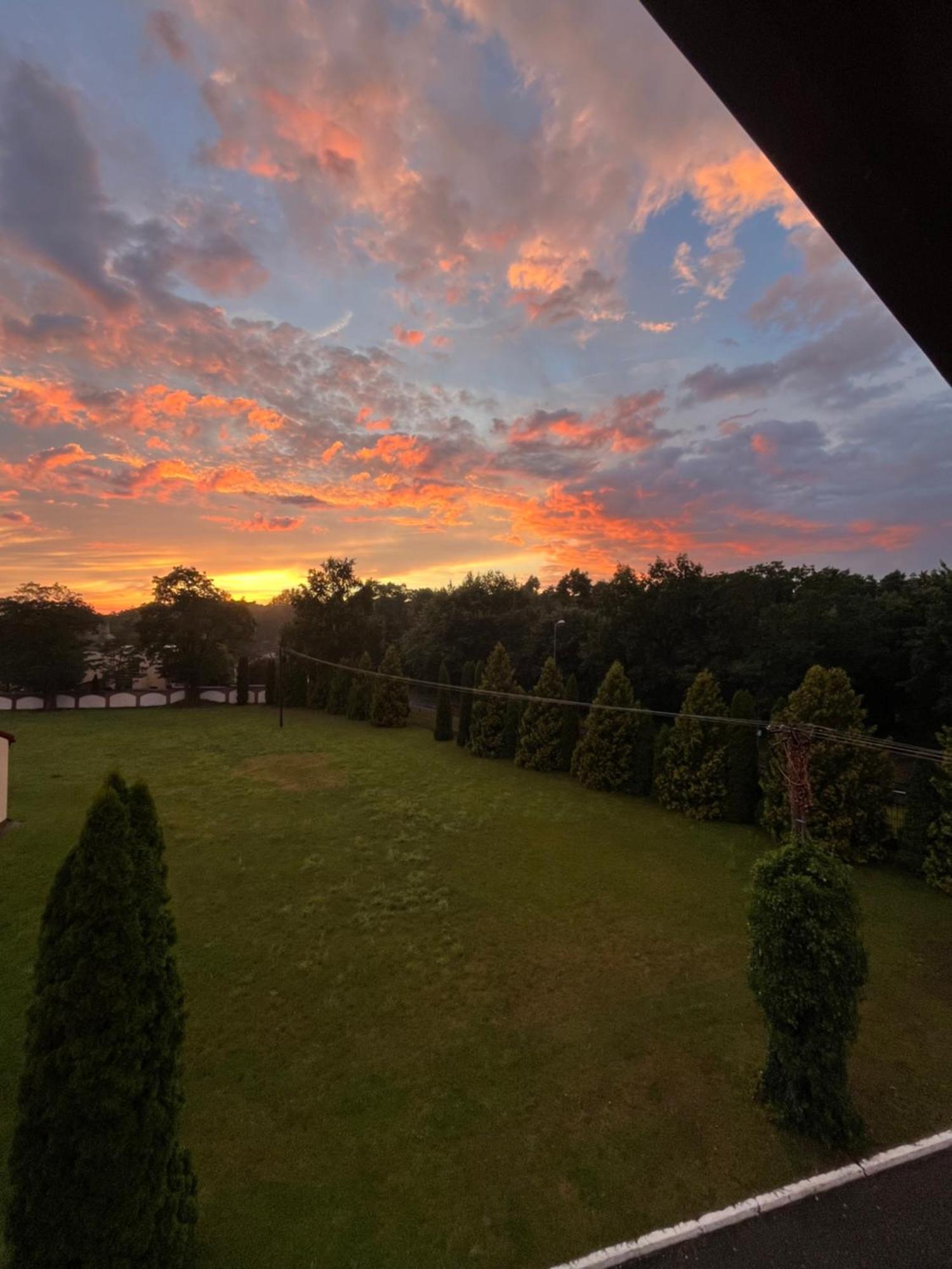 Dworek Biesiadny Radzewice Luaran gambar